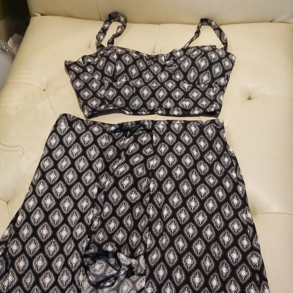 Band of Gypsies Dresses & Skirts - Band of gypsies skirt set junior sz Large